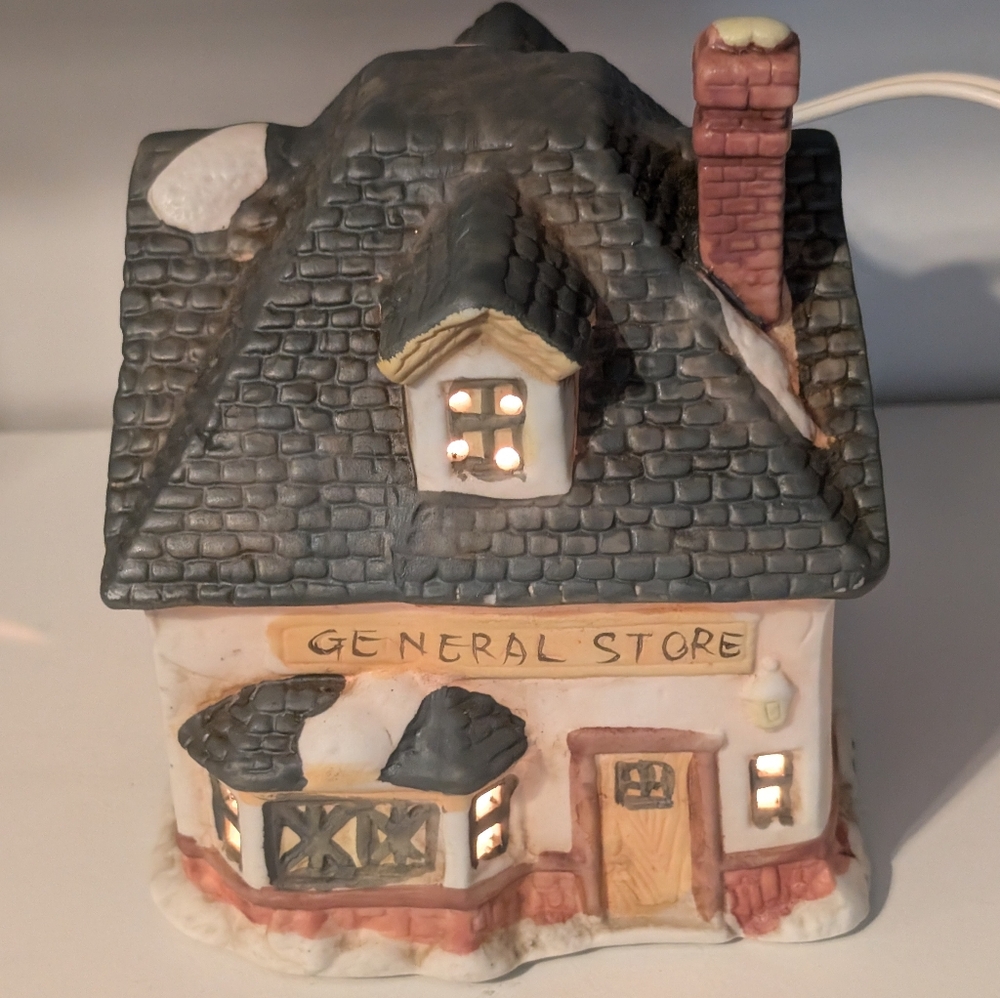 Vtg Holiday Home Colonial American Illuminated‎ General Store Hand Painted Works